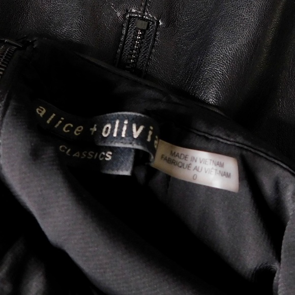 ALICE + OLIVIA Ellis Zip-Front Vegan Leather Mini Dress Black Faux Solid Size 0 - Picture 13 of 16